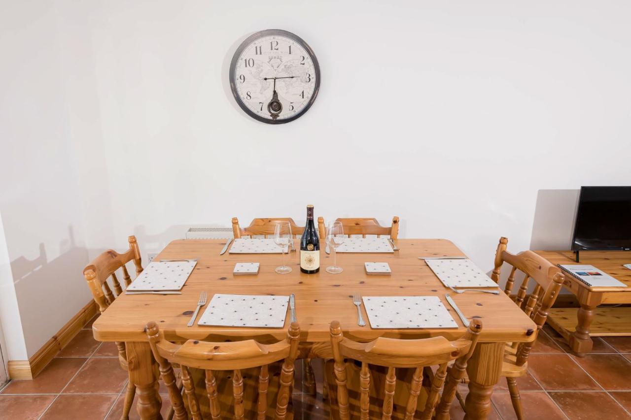 Kilkee Townhouse By Trident Holiday Homes Экстерьер фото