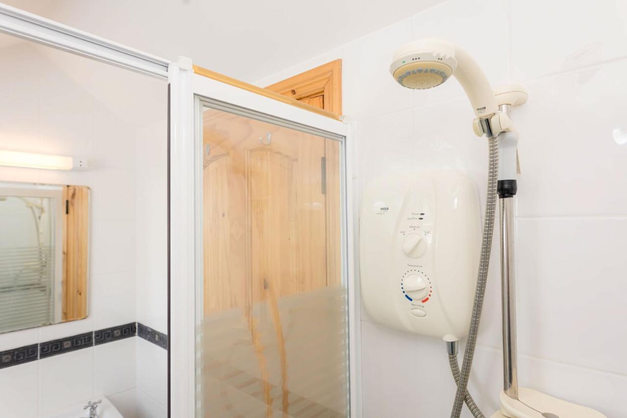 Kilkee Townhouse By Trident Holiday Homes Экстерьер фото